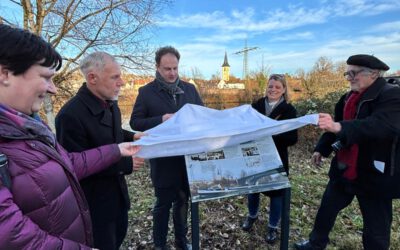 Infotafeln an der Neckarbrücke offiziell eingeweiht